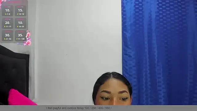 Ariana19x from StripChat