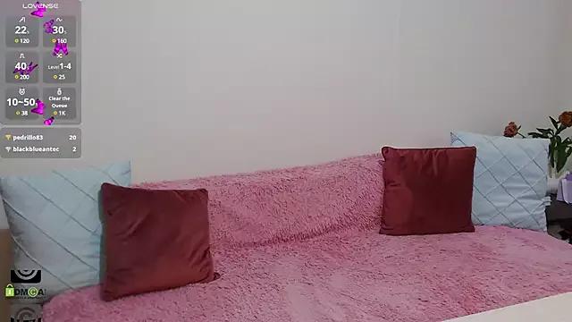 Try girls webcam shows. Sweet cute Free Performers.