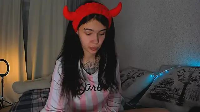 ArianaWalker77 from StripChat is Freechat