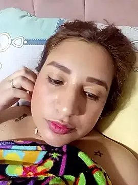 Freechat Arianna_Hot777 on StripChat