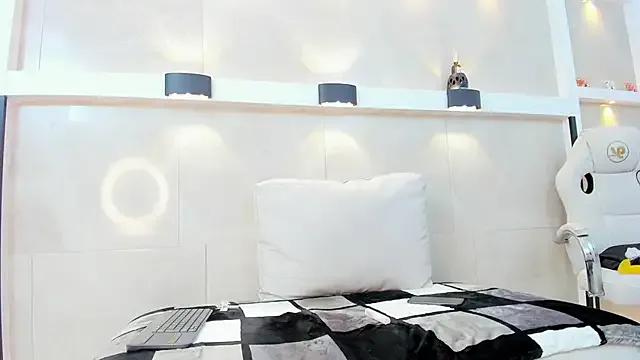 ariel_coopert from StripChat is Freechat