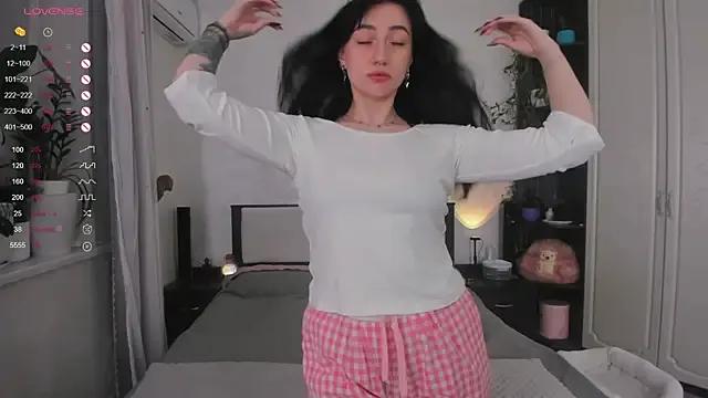 AriellaAllure from StripChat is Freechat