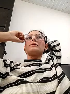 Freechat Ary-18 on StripChat