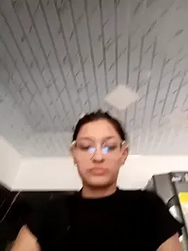 Freechat Ary-18 on StripChat