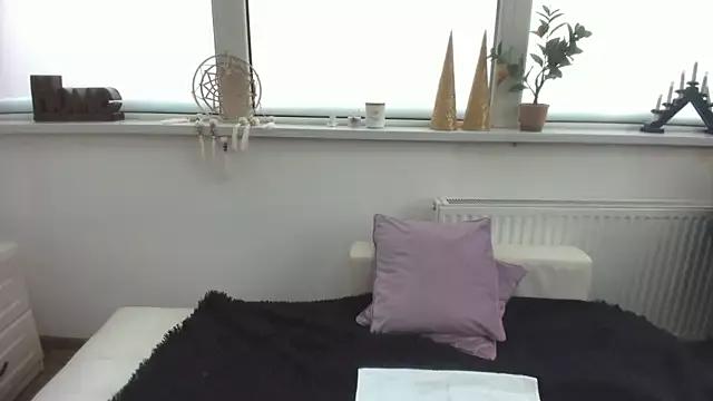 Arya_Shinex from StripChat
