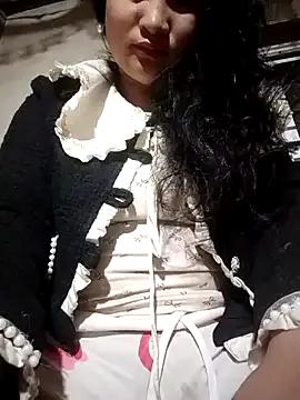 asaka-cute from StripChat is Freechat