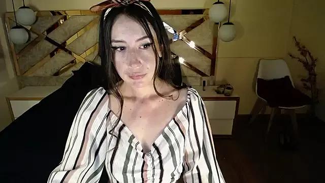 ashley_addams from StripChat is Freechat