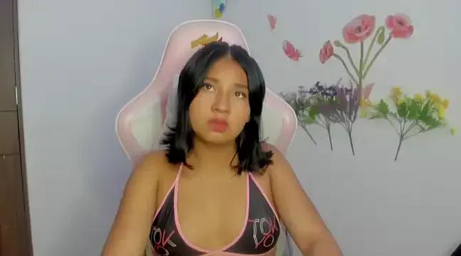 ashley_roberts9 from StripChat is Freechat