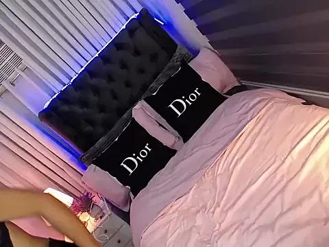 asian_lucii from StripChat is Freechat