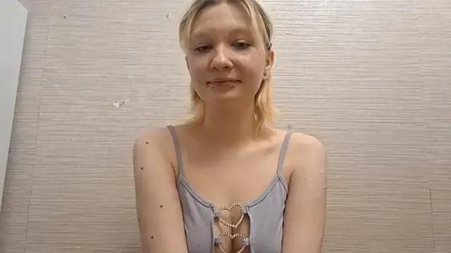 AstraVale from StripChat is Freechat