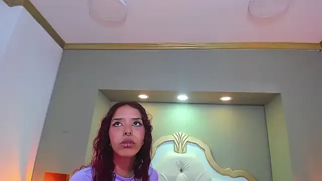 Freechat AteneaGreyy on StripChat