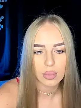 AubrieleRouj1 from StripChat is Freechat