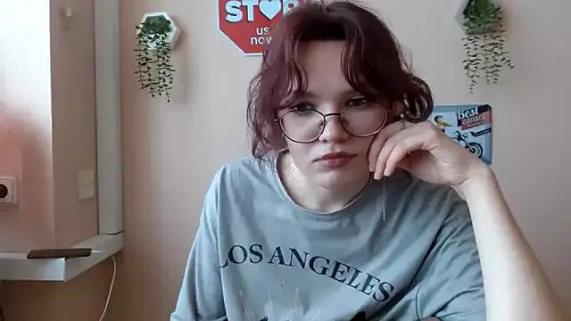 Try girls webcam shows. Sweet cute Free Performers.