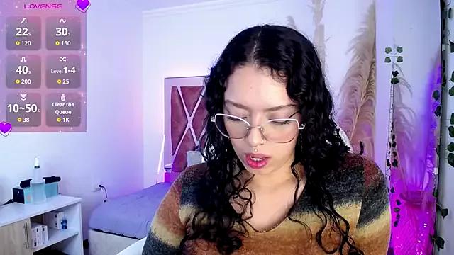 Try girls webcam shows. Sweet cute Free Performers.