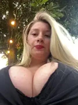 aurora_coldd from StripChat is Freechat