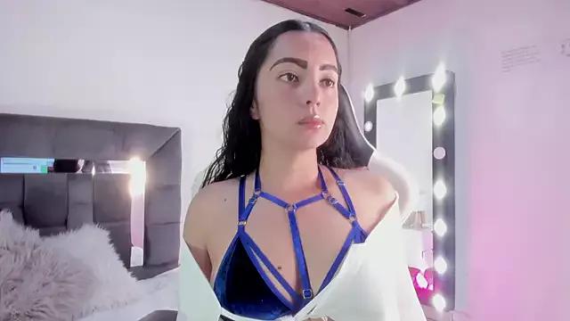 Aurora_rainbow from StripChat is Freechat