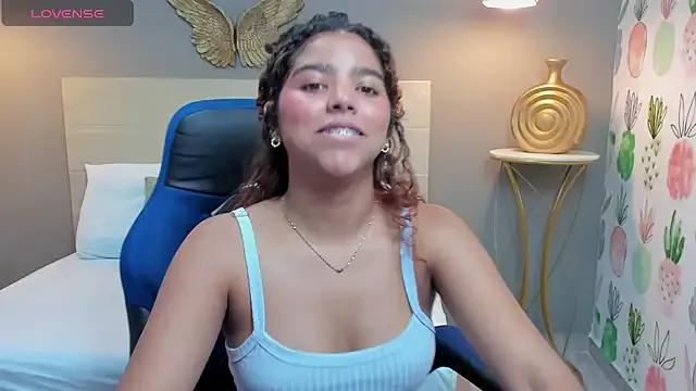 Try girls webcam shows. Sweet cute Free Performers.