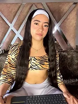 Try girls webcam shows. Sweet cute Free Performers.