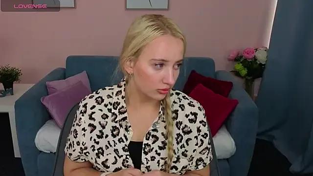 Try girls webcam shows. Sweet cute Free Performers.