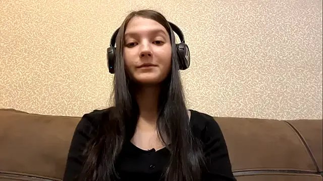 Try girls webcam shows. Sweet cute Free Performers.