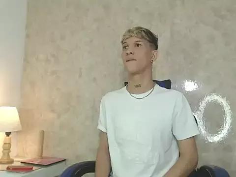 AustinPrice from StripChat is Freechat