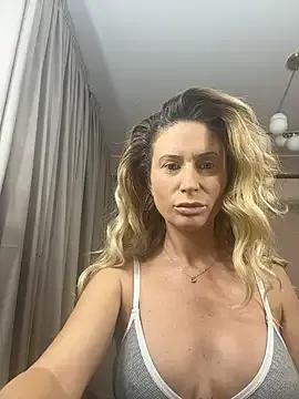AvaMaddisson from StripChat is Freechat