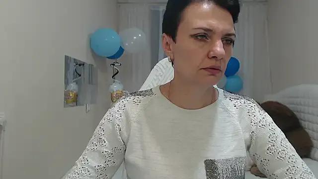 AvaSaturnian from StripChat