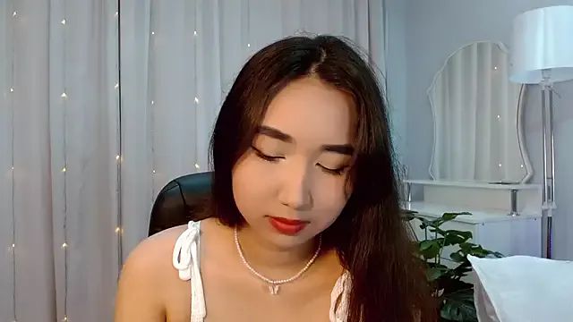 Aysa_min from StripChat is Freechat