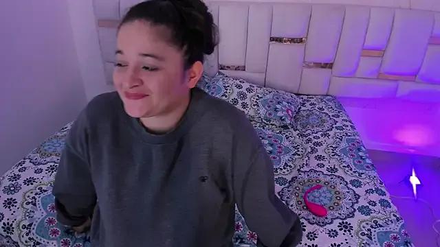 Try girls webcam shows. Sweet cute Free Performers.