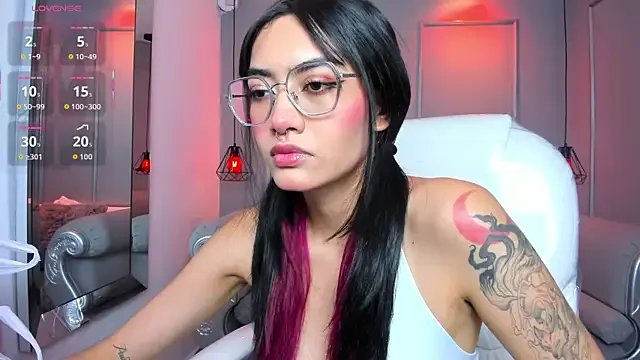 Try girls webcam shows. Sweet cute Free Performers.