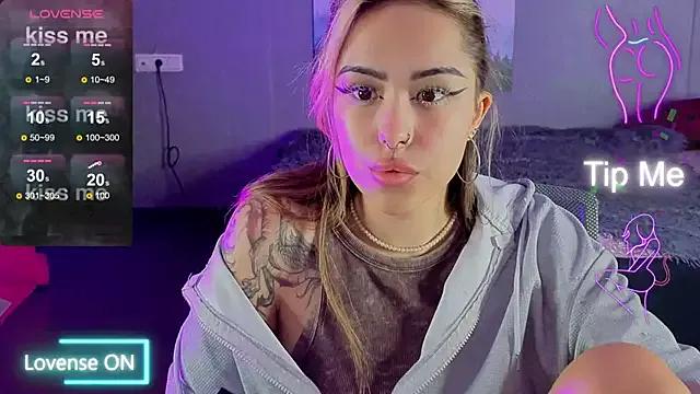 baby__kim from StripChat is Freechat