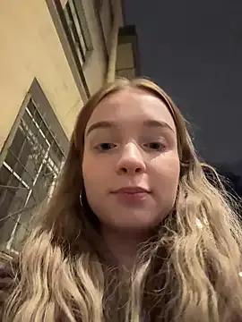 Try girls webcam shows. Sweet cute Free Performers.