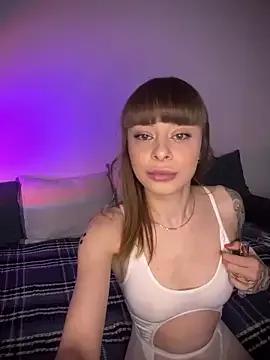 BabyBee_ from StripChat is Freechat