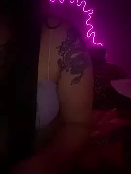 Babyluzzy from StripChat