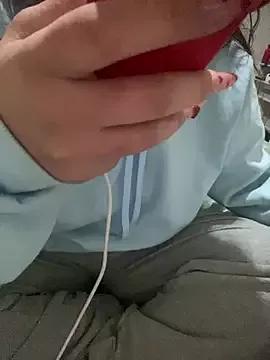 Babyluzzy from StripChat