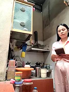 Basanis68 from StripChat