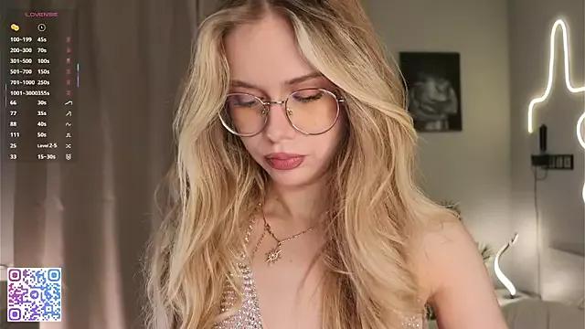Try girls webcam shows. Sweet cute Free Performers.