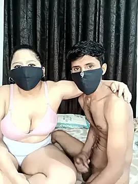 Beautiful_couple_70 from StripChat is Freechat