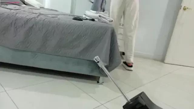 BeccaReedd from StripChat is Freechat