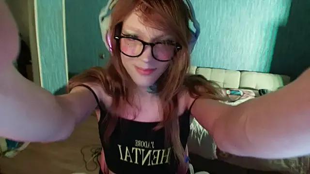 bekvafluttershy from StripChat is Freechat