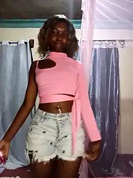 BelindaLexy from StripChat is Freechat