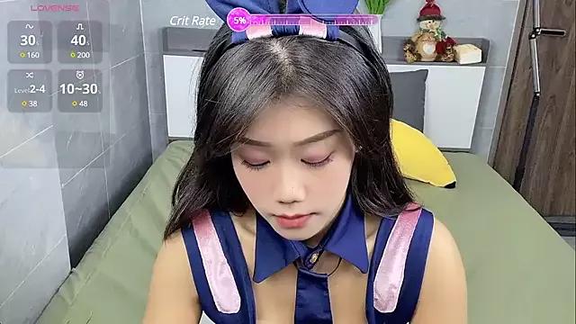 Bella-LL from StripChat