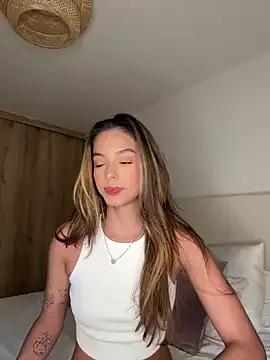 Bella_cutte_ from StripChat is Freechat