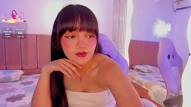 Try girls webcam shows. Sweet cute Free Performers.