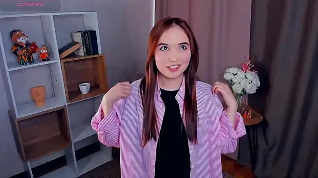 BetseyLaszlo from StripChat is Freechat