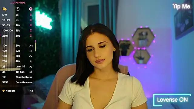 Betty_Grey from StripChat is Freechat