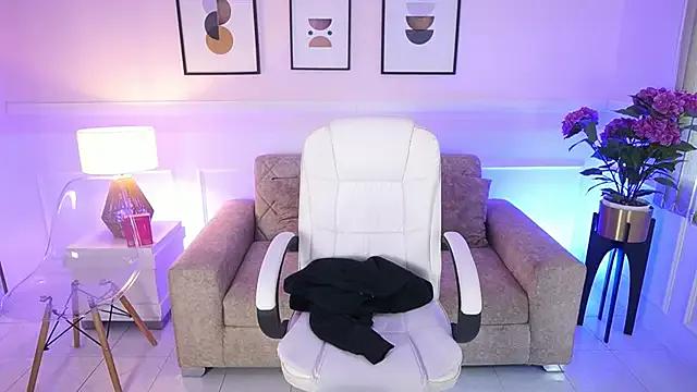 BillieBrownn from StripChat