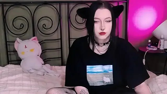 Freechat BlackyTea on StripChat