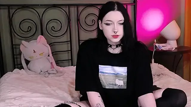 Freechat BlackyTea on StripChat