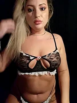 Blondie_Sasha from StripChat is Freechat